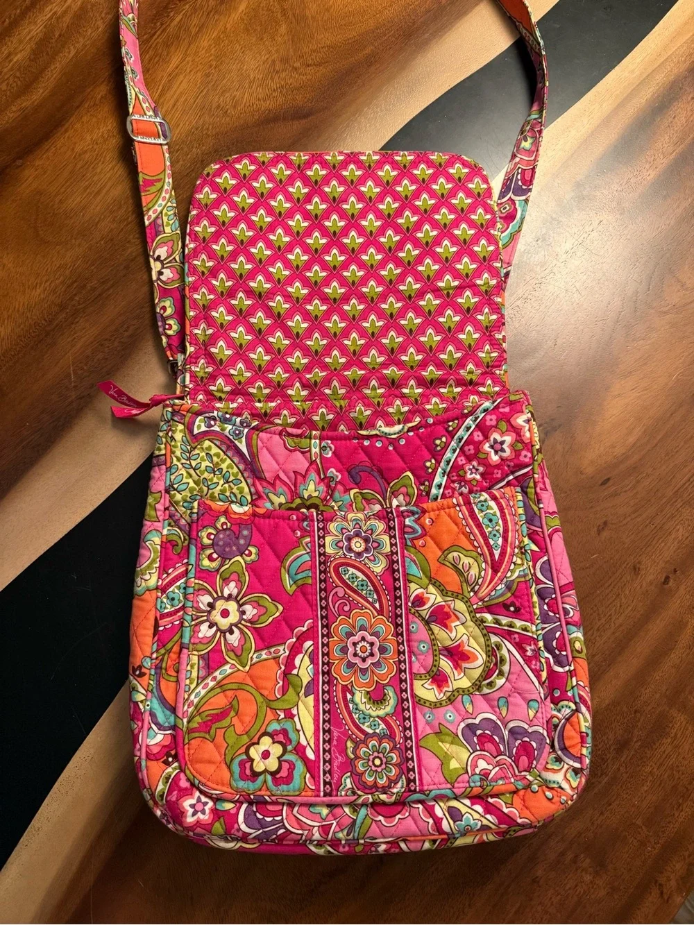 RARE Vera Bradley Pink Multicolor Floral Paisley Crossbody Shoulder Bag NWOT